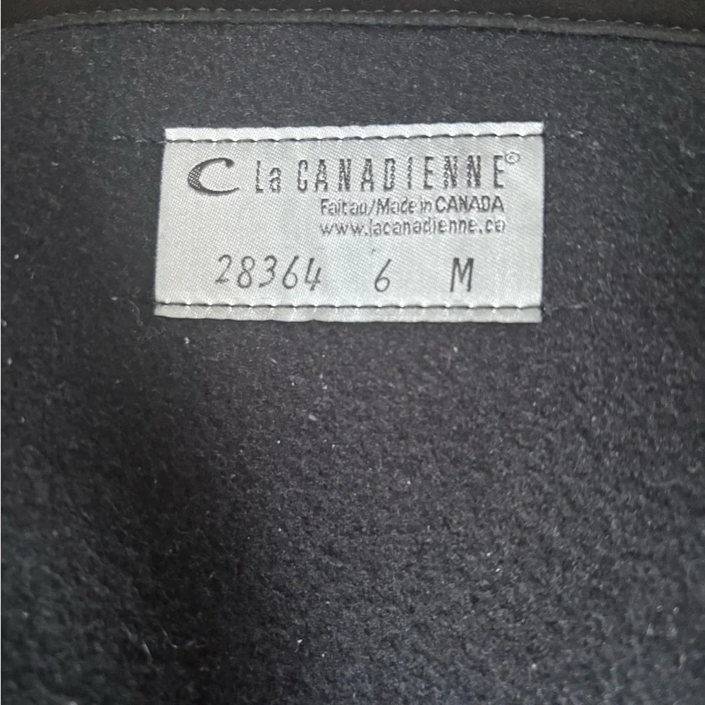 La CANADIENNE | Black Suede Winter Boots - Picture 4 of 4